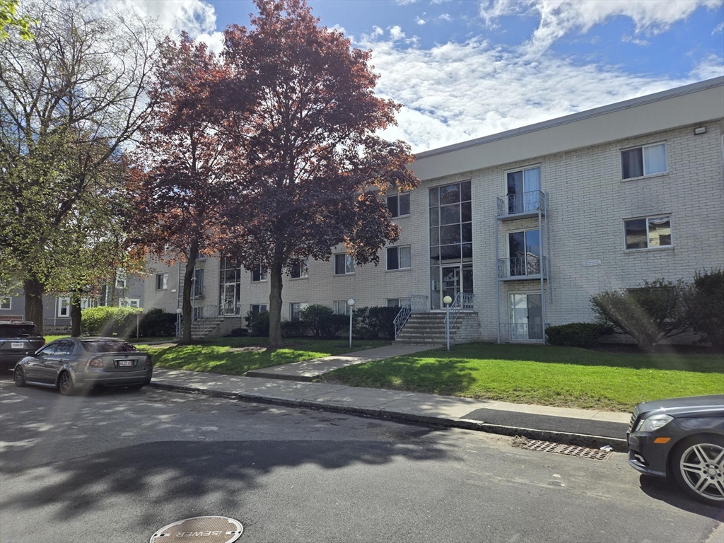 24 Inman Street, Unit 36 Lawrence, MA 01843 - Photo 1 of 1 Gallery Image 1