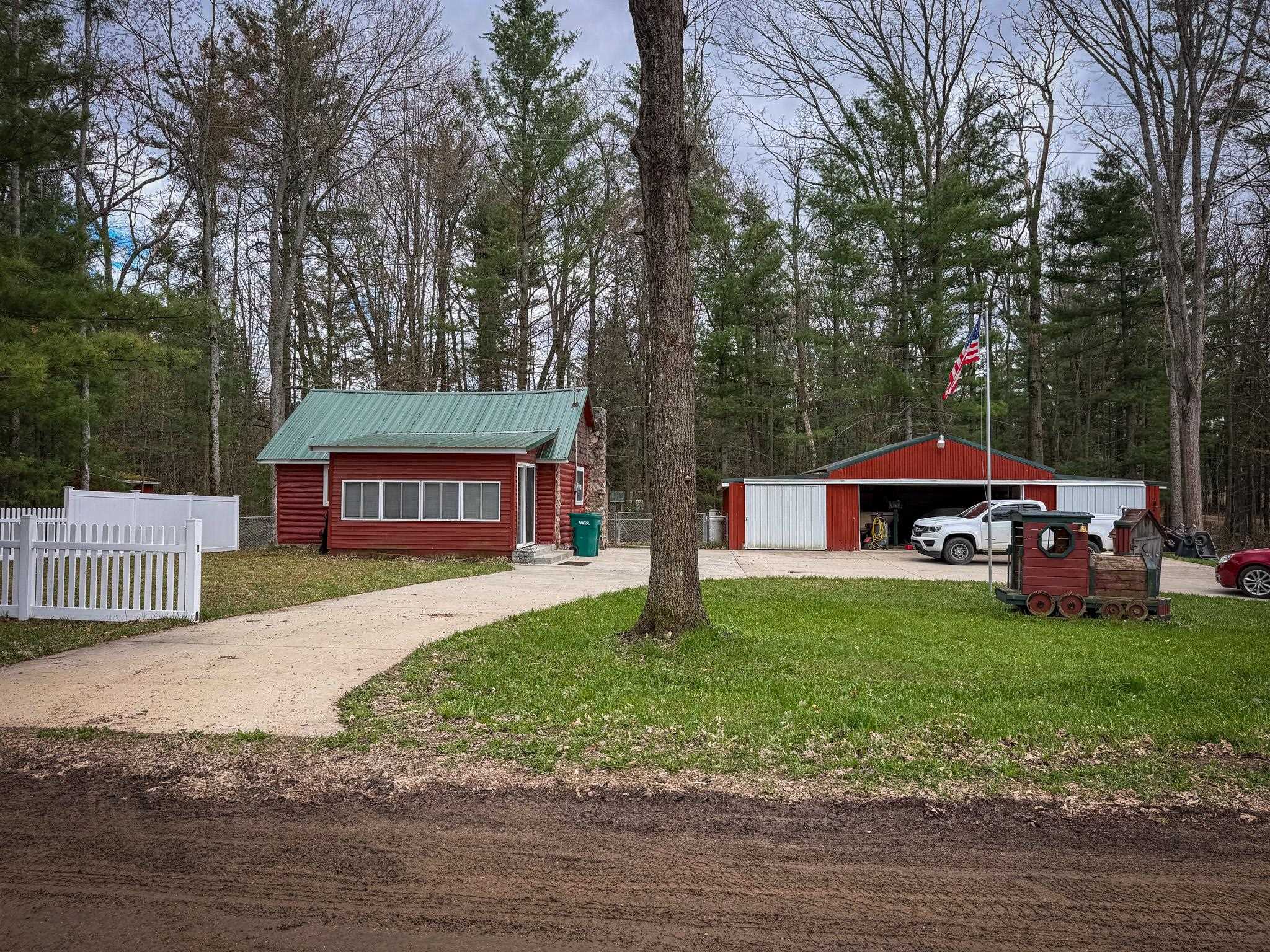 3042 East Stockwell Road Harrison, MI 48625 - Photo 5 of 38