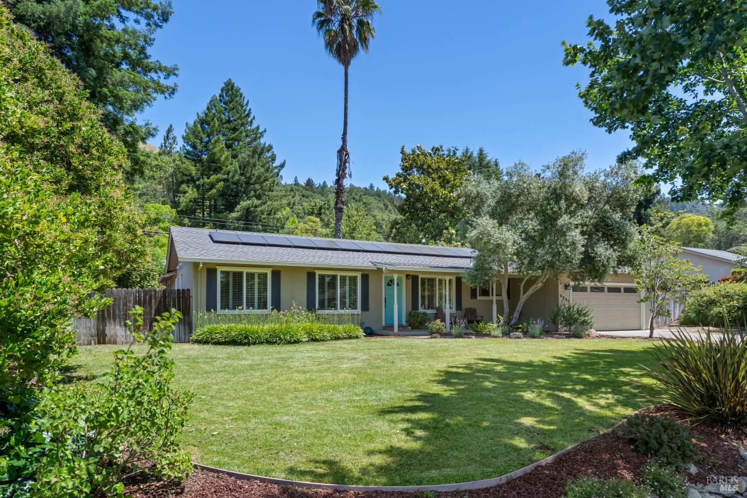 6537 Birch Drive Santa Rosa, CA 95404 - Photo 3 of 29