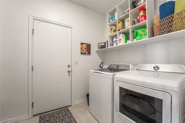 $2,750 | 292 Whitney Crest Street, Henderson, NV 89015