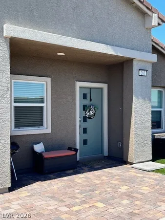 $2,750 | 292 Whitney Crest Street, Henderson, NV 89015