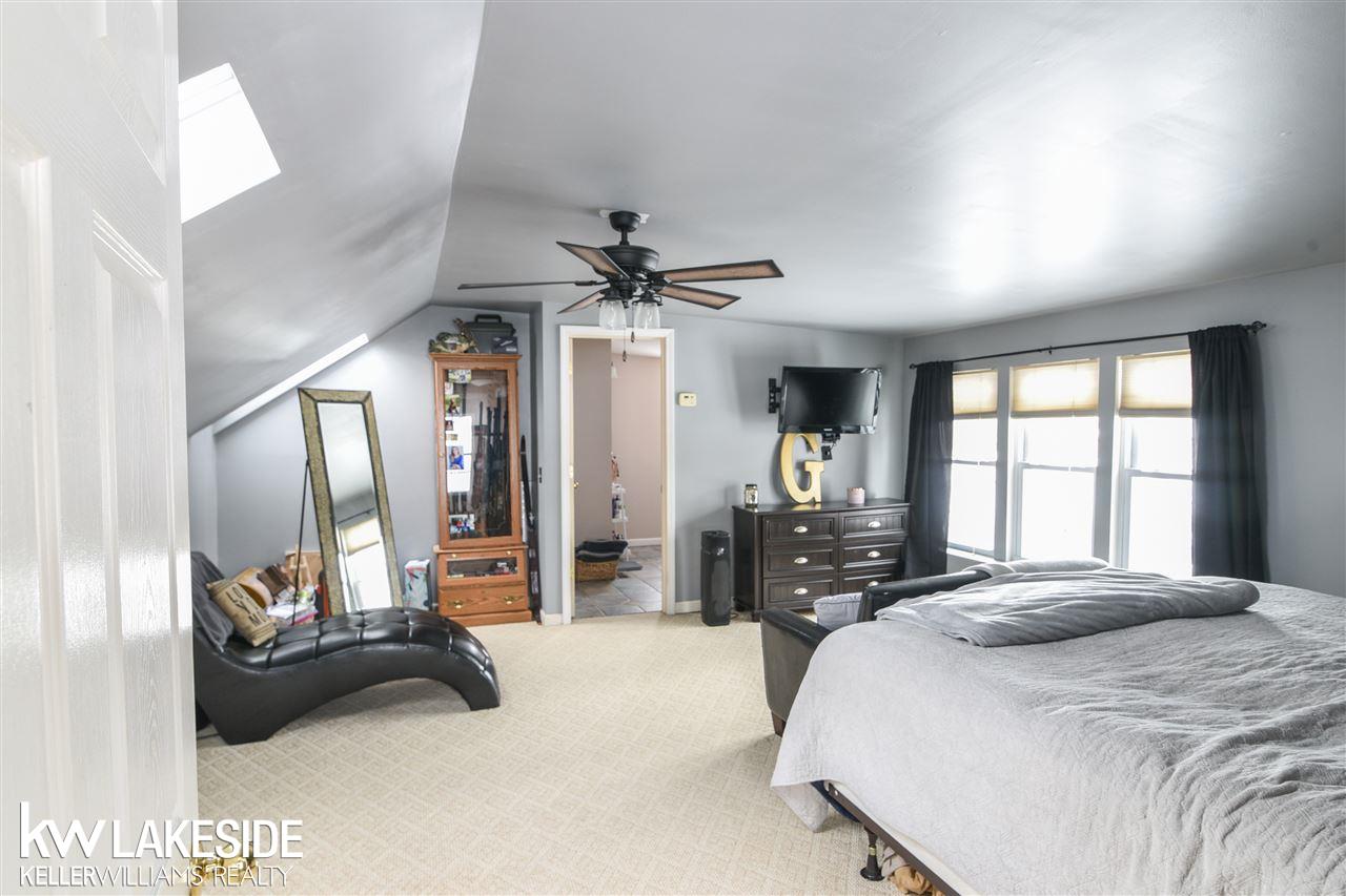 71888 Memphis Ridge Road Richmond, MI 48062 - Photo 19 of 34 31369928-18.JPG
