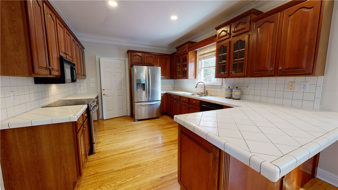 113 Ridgestone Drive Central, SC 29630 - Photo 7 of 30