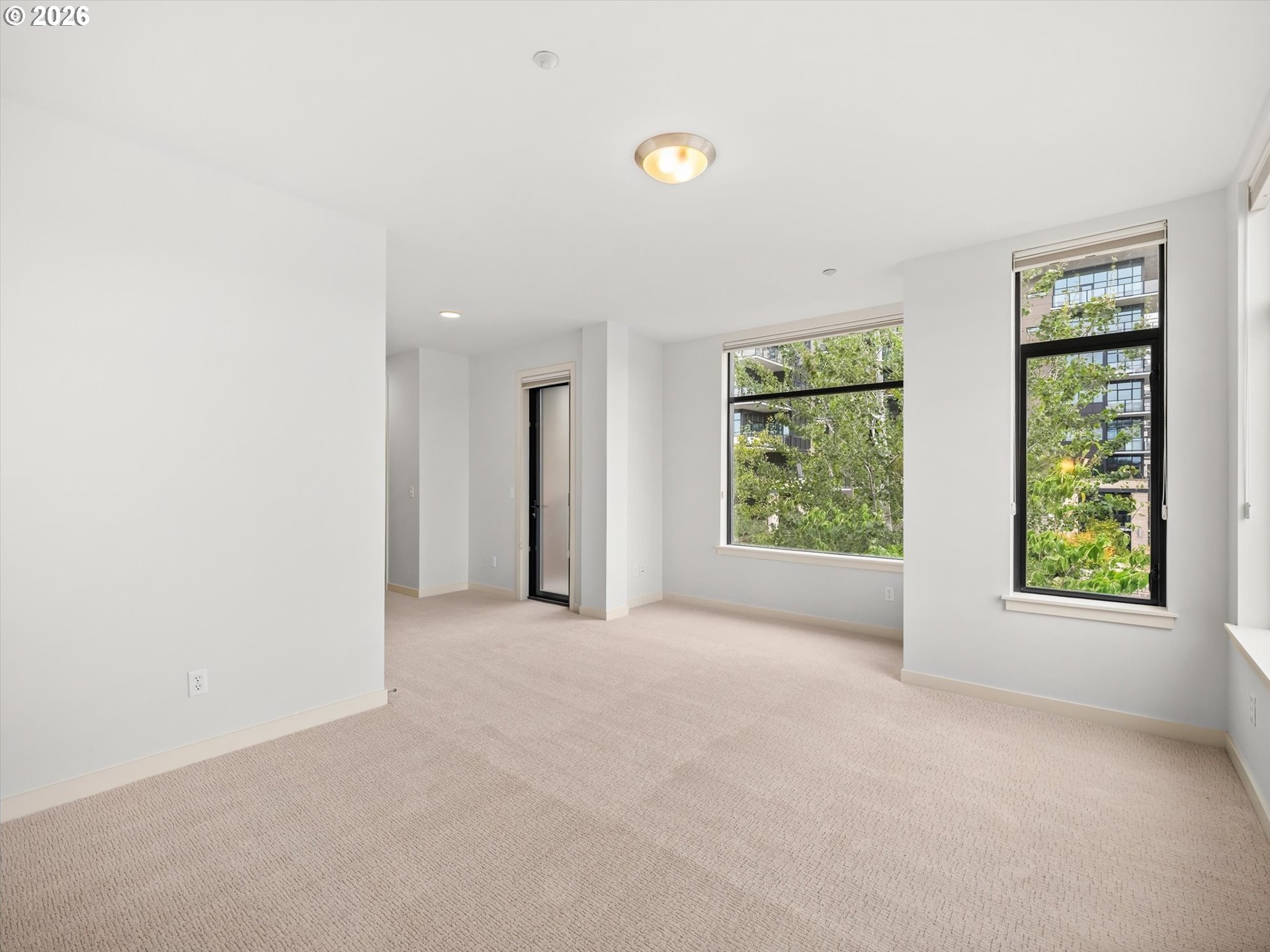 1742 Northwest Riverscape Street, Unit 1742 Portland, OR 97209 - Photo 12 of 31 Gallery Image 12