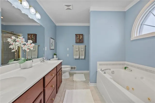 $599,900 | 1004 Deveron Court, Jeannette, PA 15644