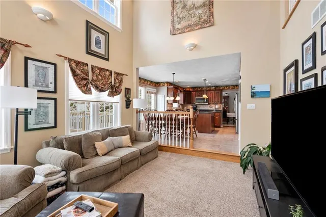 $599,900 | 1004 Deveron Court, Jeannette, PA 15644