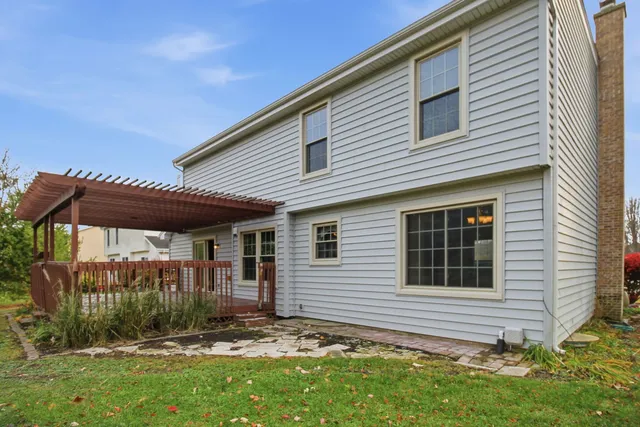 $400,000 | 1155 Hanover Drive, Batavia, IL 60510