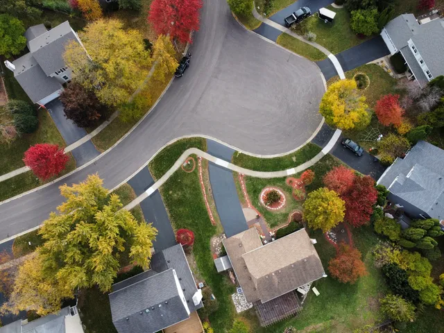 $400,000 | 1155 Hanover Drive, Batavia, IL 60510