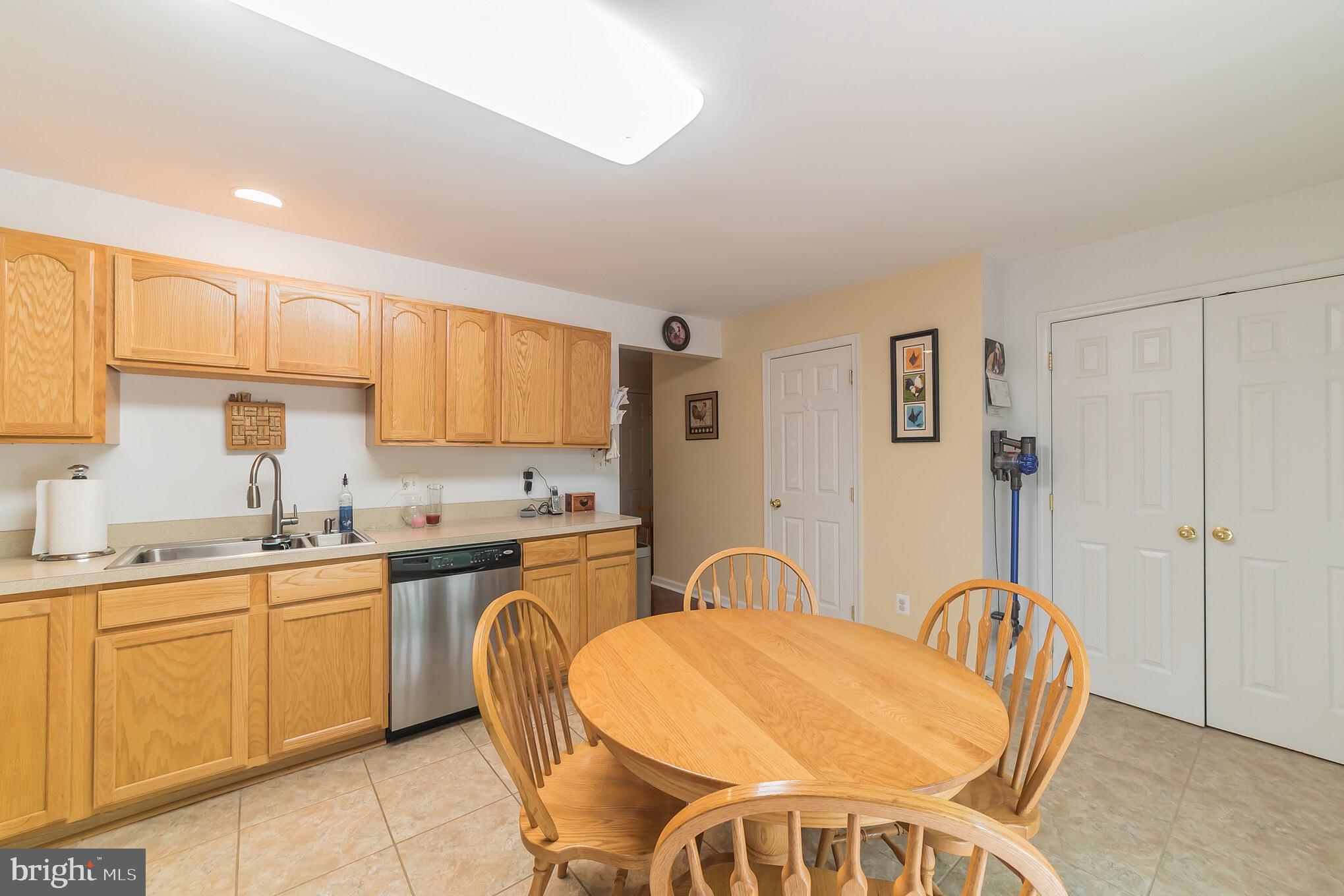 1512 Pattison Road Baltimore, MD 21221 - Photo 11 of 31 Kitchen