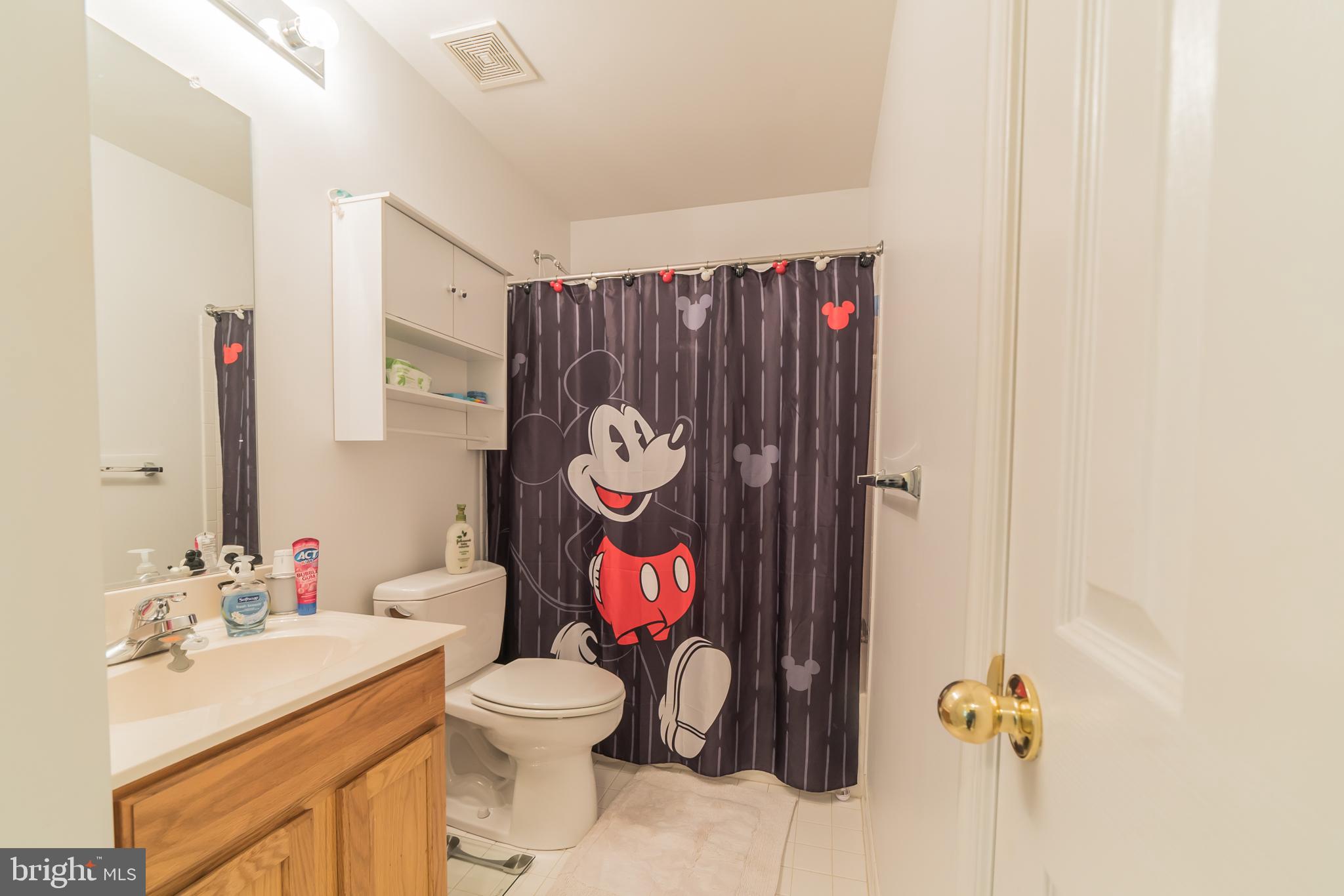 1512 Pattison Road Baltimore, MD 21221 - Photo 22 of 31 Main Bathroom