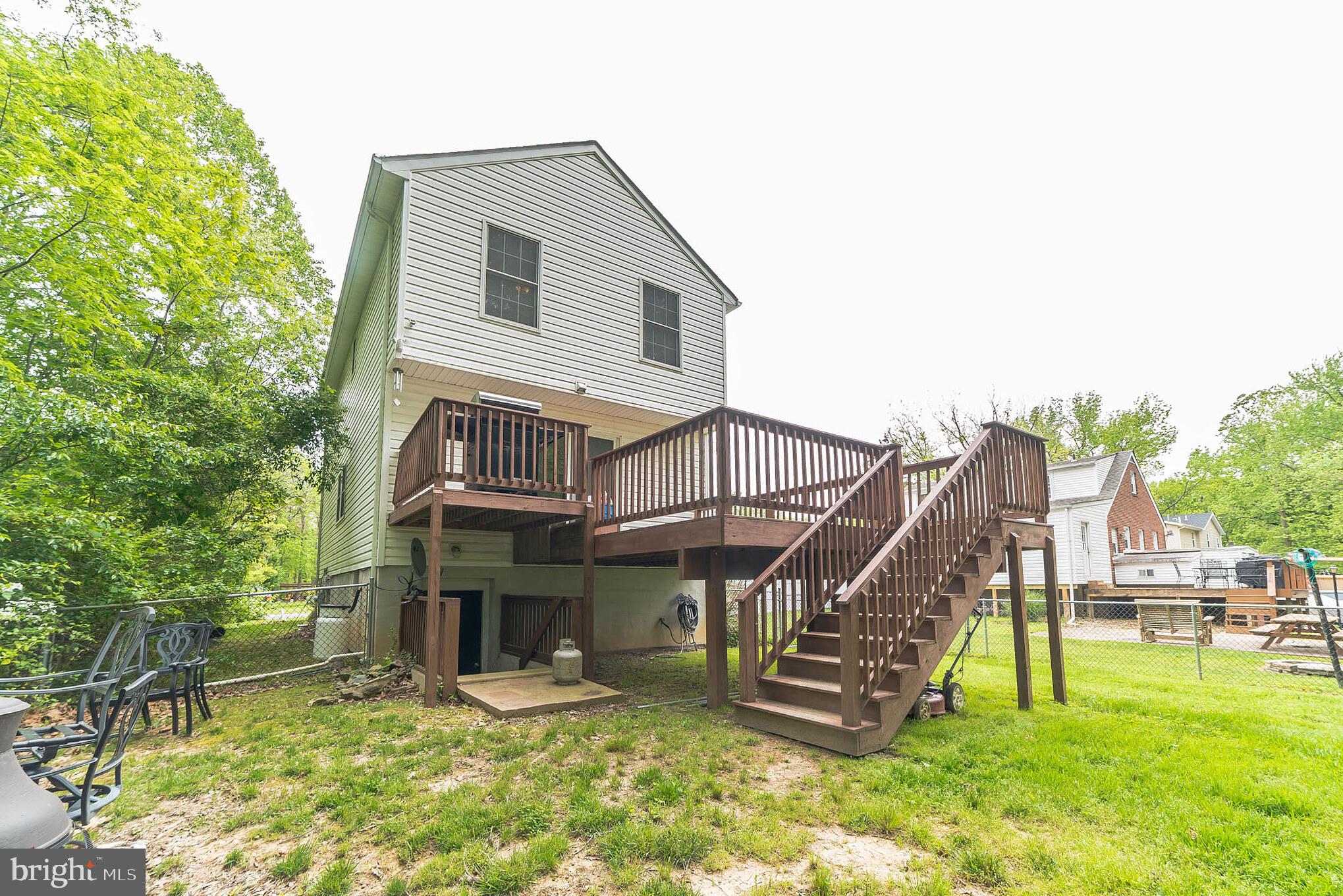 1512 Pattison Road Baltimore, MD 21221 - Photo 25 of 31 Backyard View