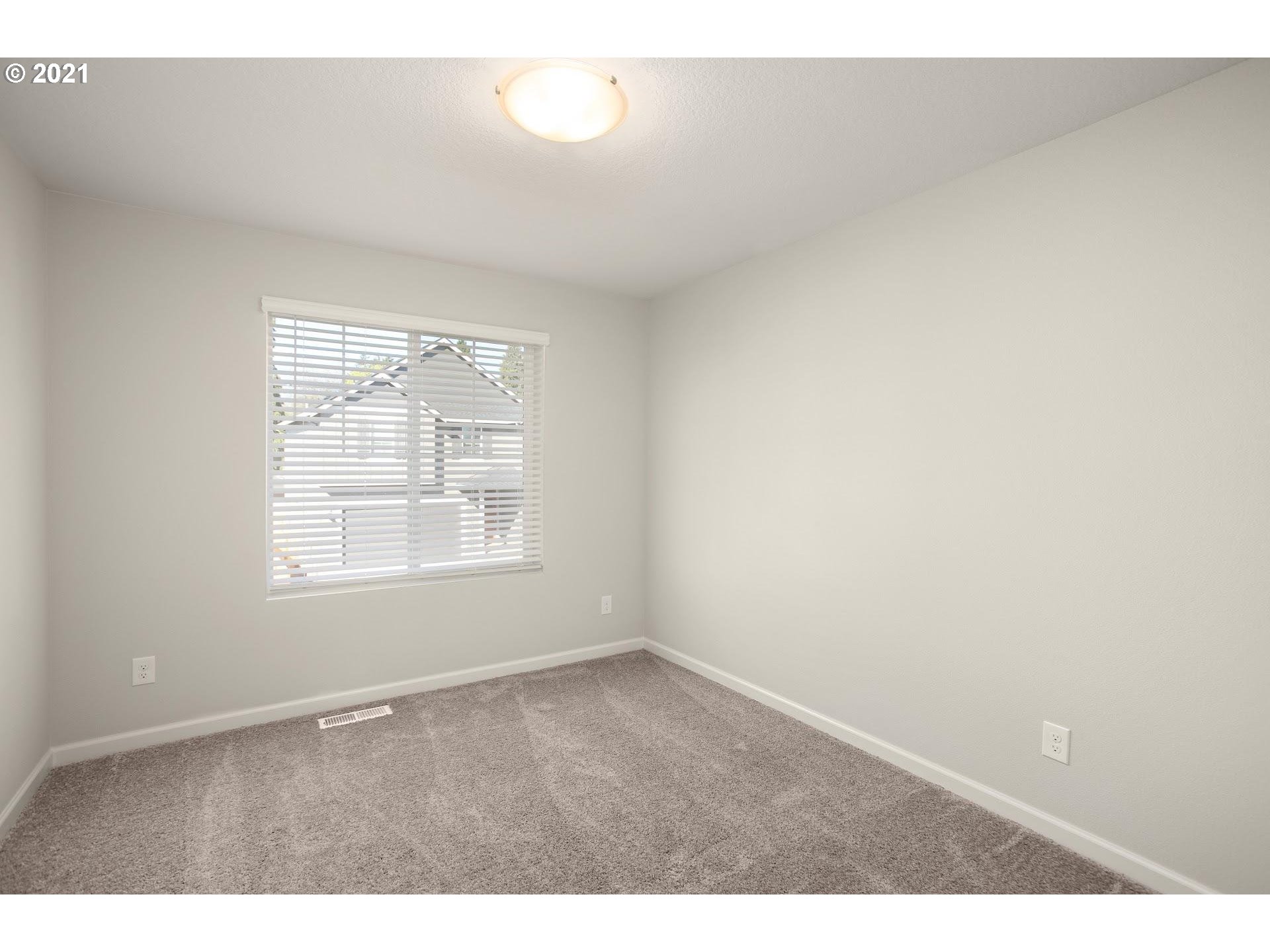 38495 Maple Street, Unit HS 18 Sandy, OR 97055 - Photo 29 of 31 Gallery Image 29