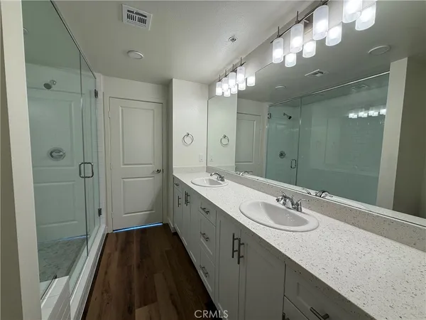 $3,900 | 3 Bigsby Drive, Stanton, CA 90680