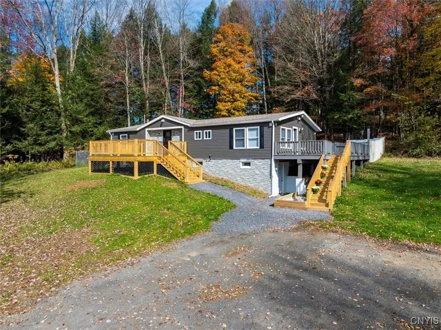 $320,000 | 9722 Highway 28, Russia, NY 13431