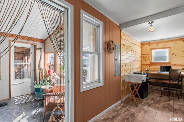 $164,900 | 308 Dayton Street, Tower Hill, IL 62571