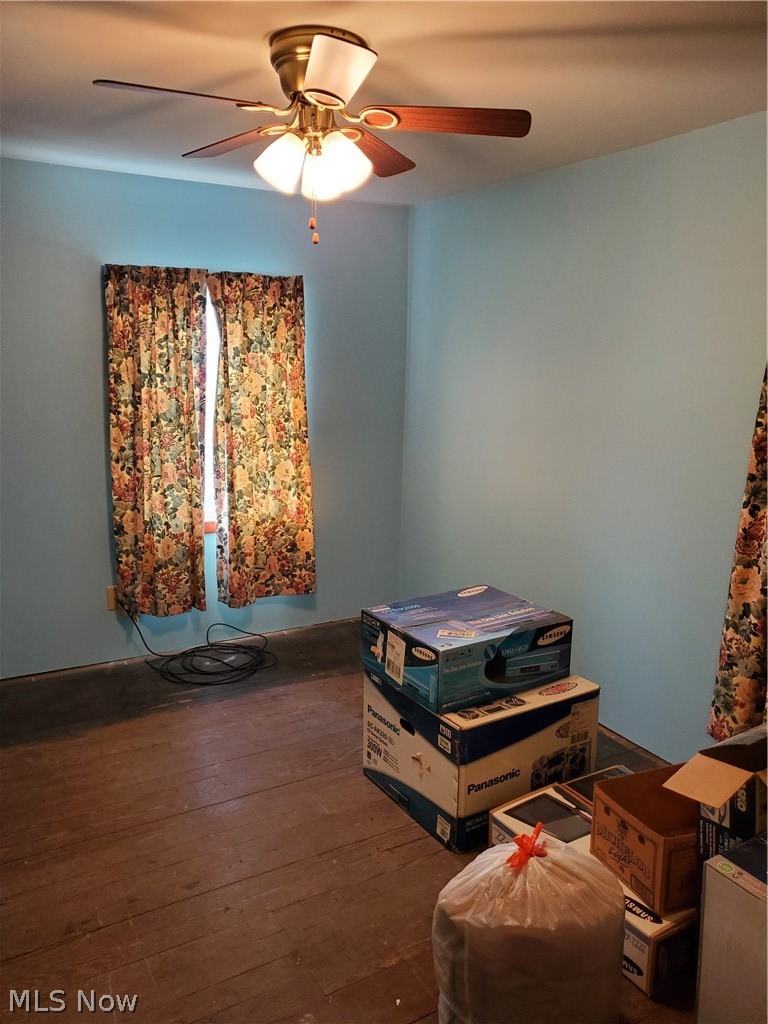 955 West Wilbeth Road Akron, OH 44314 - Photo 16 of 19 Gallery Image 16