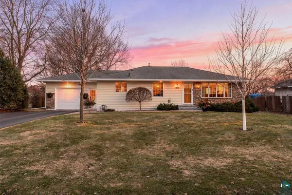 $350,000 | 190 Lawrence Street, Prescott, WI 54021