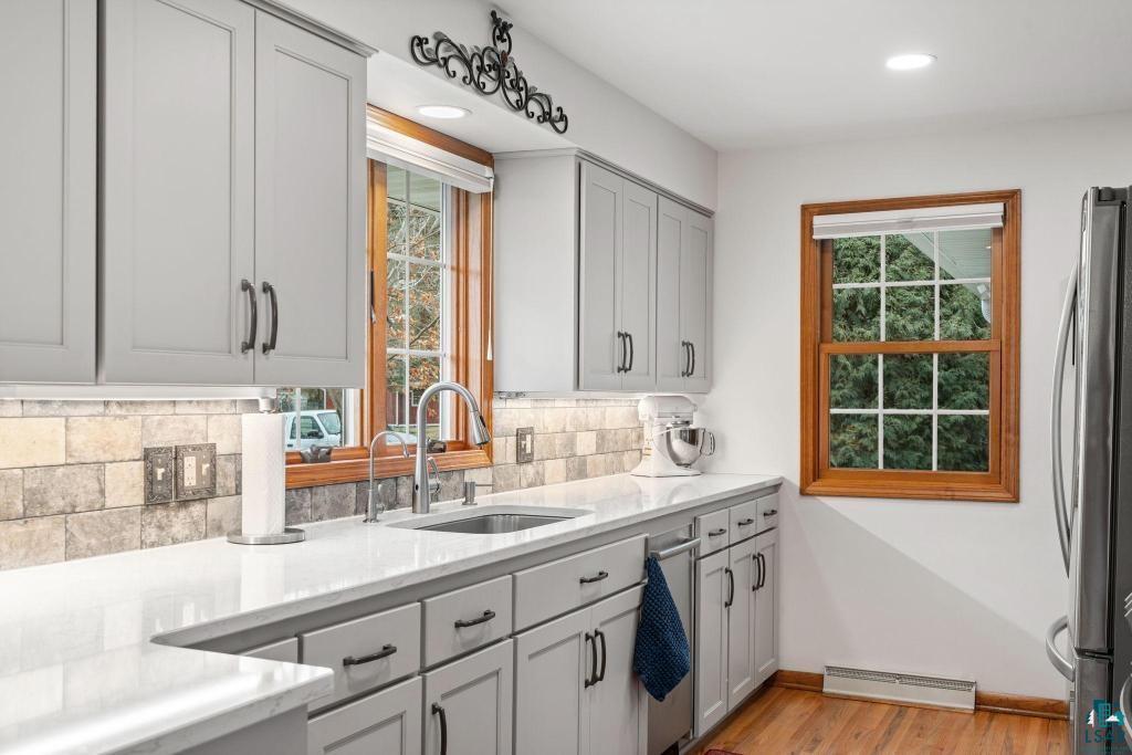 190 Lawrence Street Prescott, WI 54021 - Photo 13 of 66