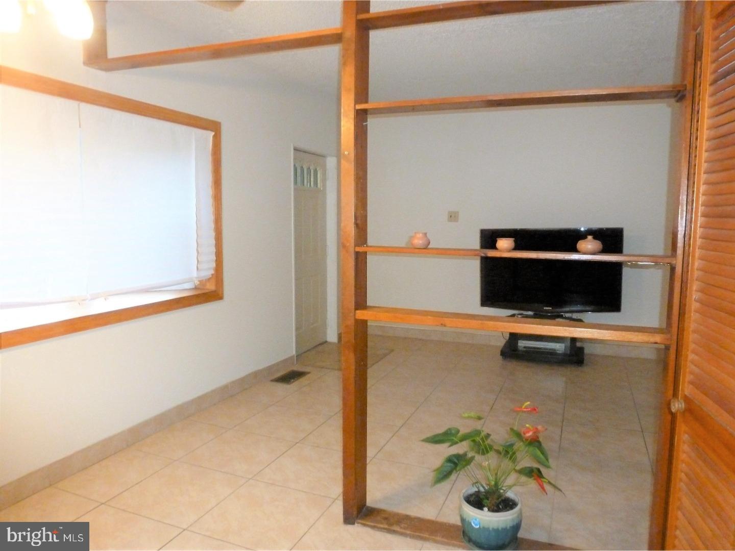 9305 Rising Sun Avenue Philadelphia, PA 19115 - Photo 8 of 25 Living Room