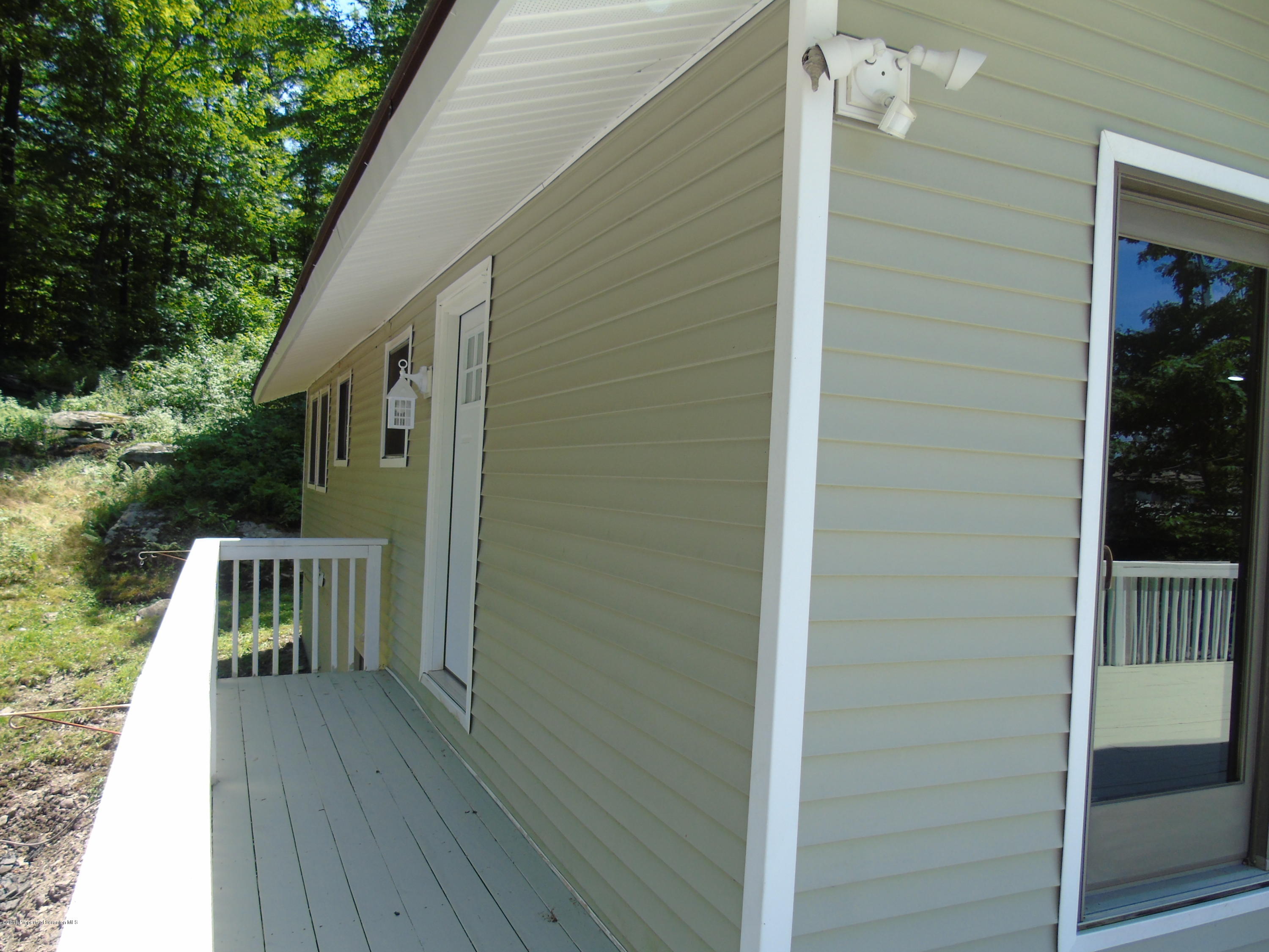 209 Wilcrest Road Moscow, PA 18444 - Photo 28 of 35 Gallery Image 28