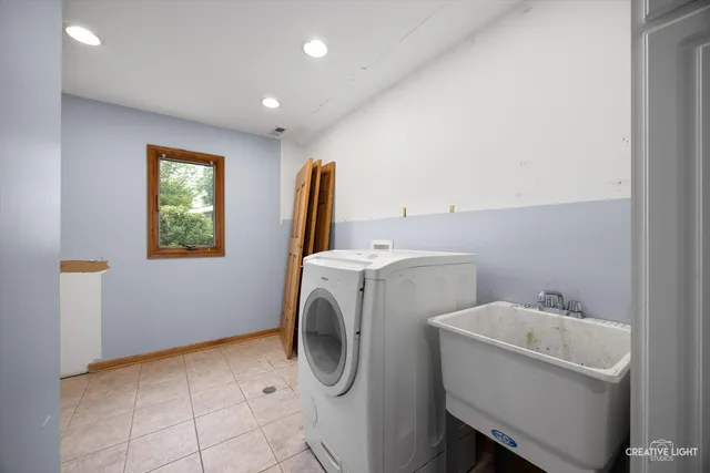 $579,900 | 1325 East Lake Avenue, Glenview, IL 60025