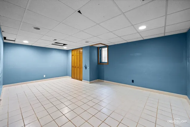 $579,900 | 1325 East Lake Avenue, Glenview, IL 60025