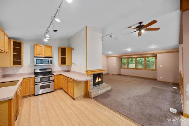 $579,900 | 1325 East Lake Avenue, Glenview, IL 60025