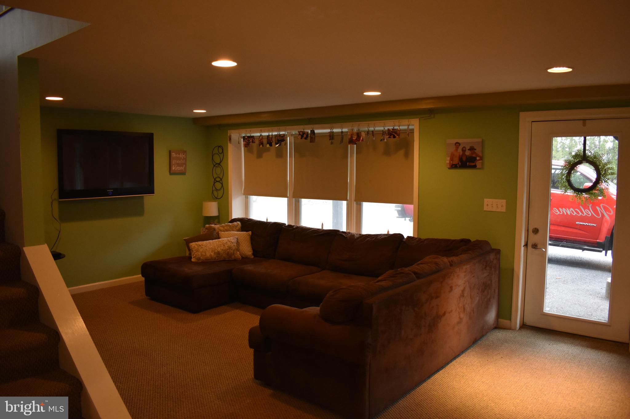 4851 Oley Turnpike Road Reading, PA 19606 - Photo 9 of 21
