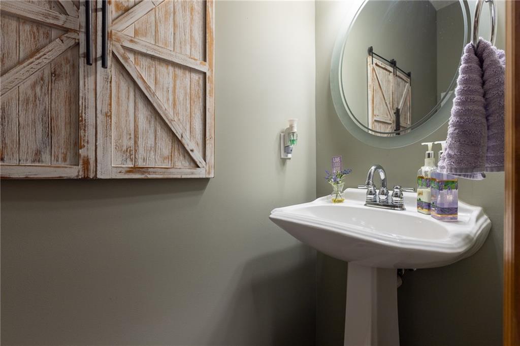 620 Liberty Road Smithville, MO 64089 - Photo 21 of 53