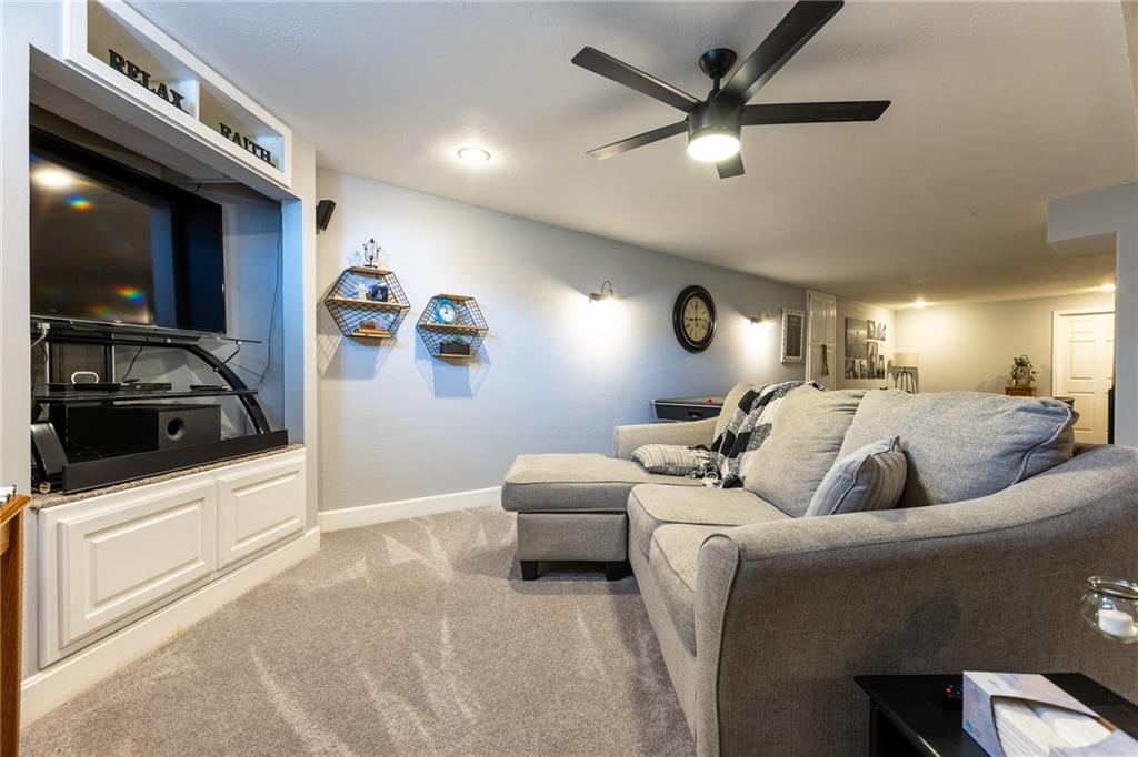 620 Liberty Road Smithville, MO 64089 - Photo 33 of 53