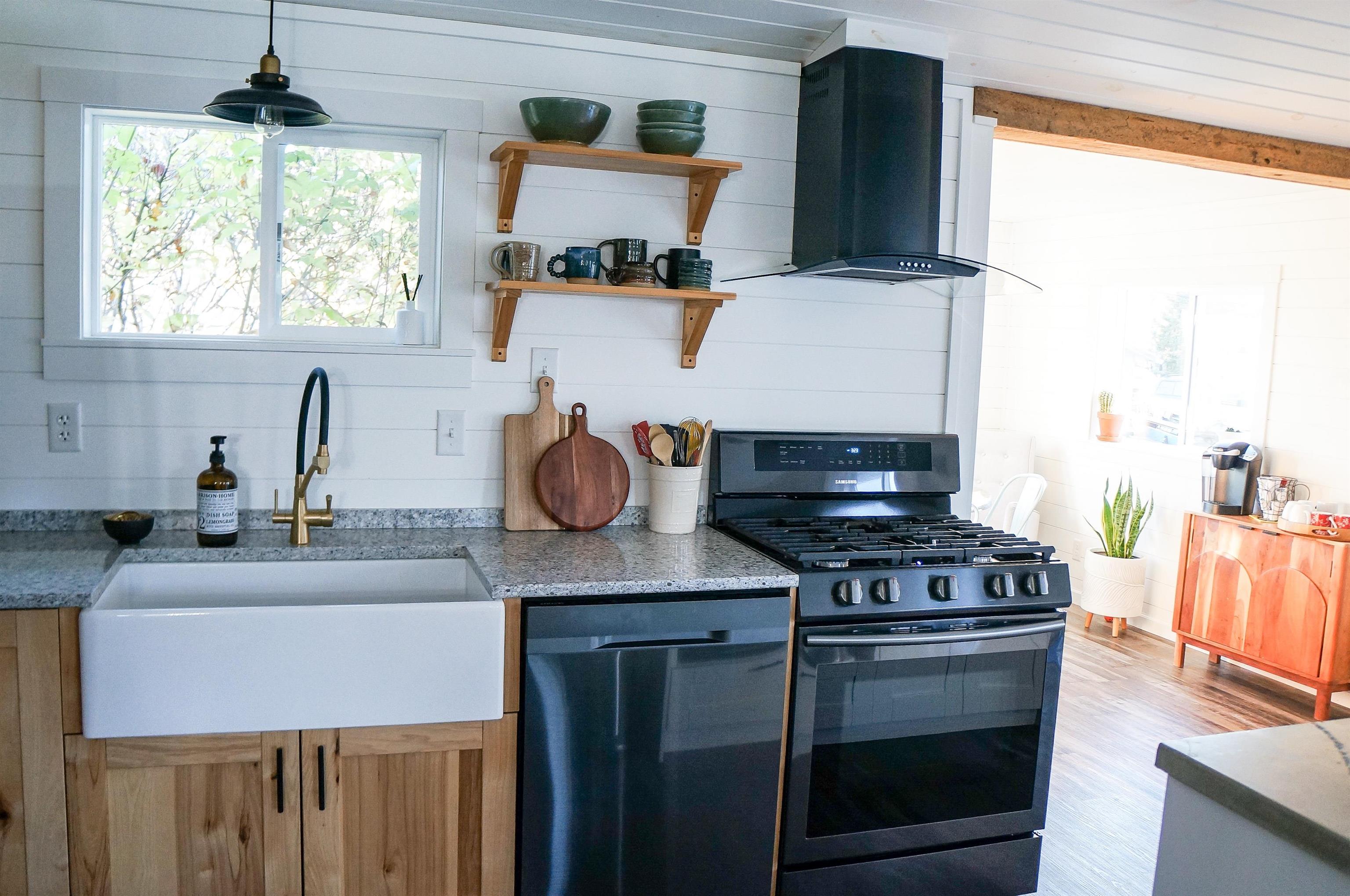 1808 8th Avenue Two Harbors, MN 55616 - Photo 7 of 29