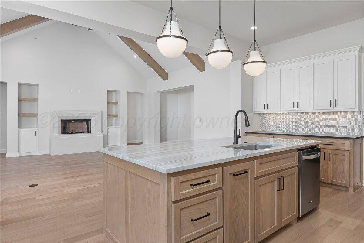10200 Cactus Flower Road Amarillo, TX 79119 - Photo 13 of 34 13-Kitchen 4