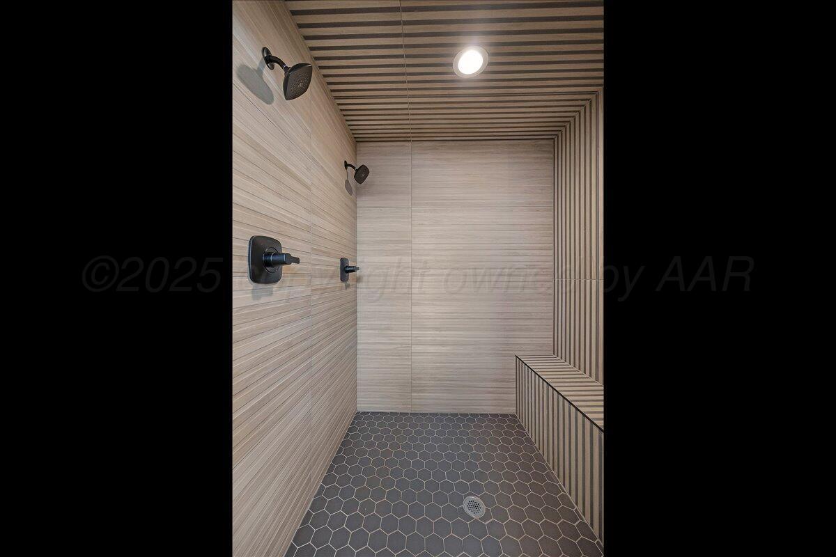 10200 Cactus Flower Road Amarillo, TX 79119 - Photo 22 of 34 22-Primary Shower