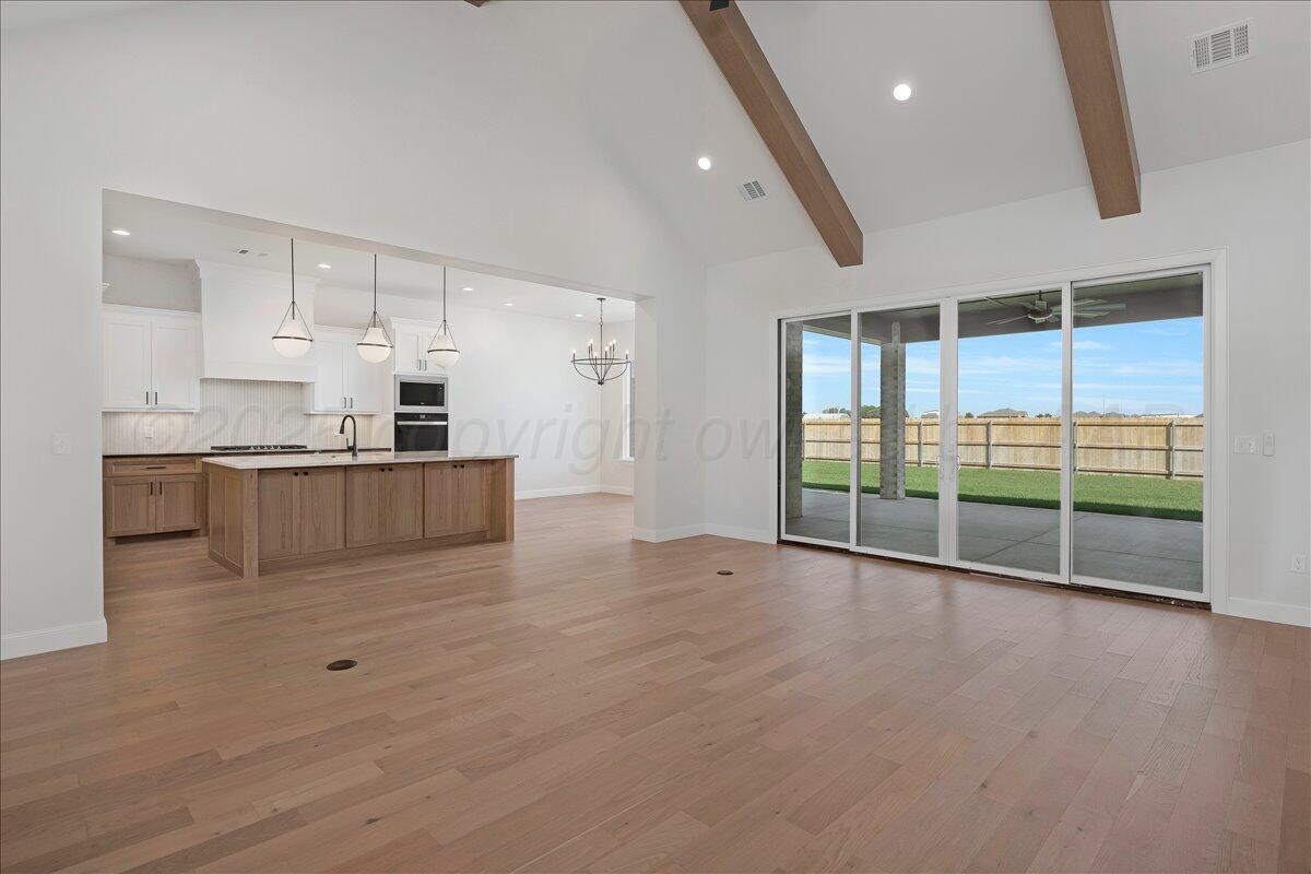 10200 Cactus Flower Road Amarillo, TX 79119 - Photo 9 of 34 09-Living Room 5