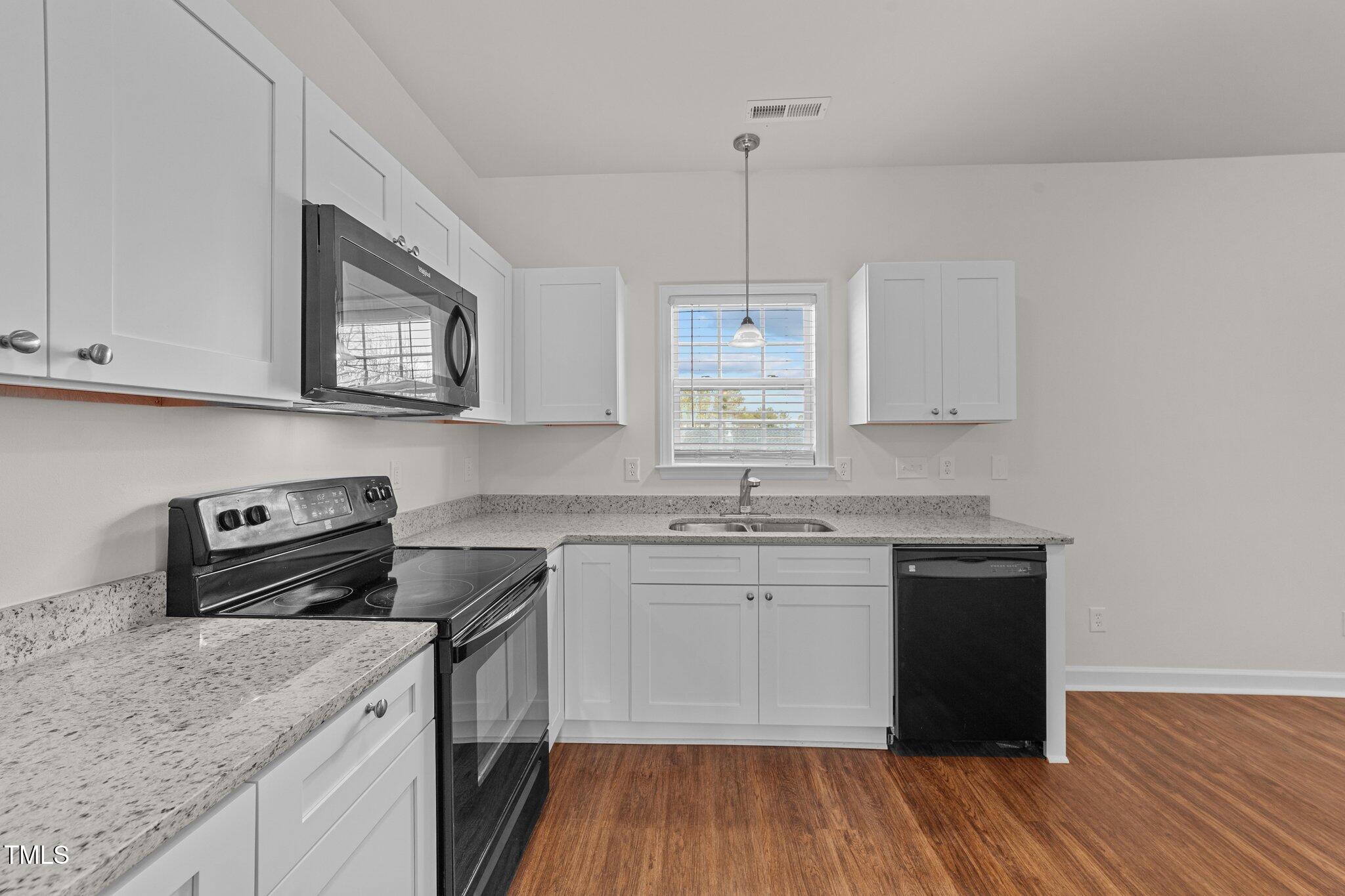 7041 Spanglers Spring Way Raleigh, NC 27610 - Photo 17 of 44 26-web-or-mls-VB4A7280
