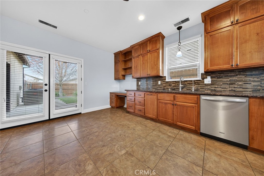 3557 East Eaton Road Chico, CA 95973 - Photo 9 of 36