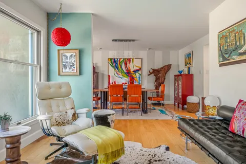 $1,250,000 | 5932 Highland Hills Drive, Austin, TX 78731