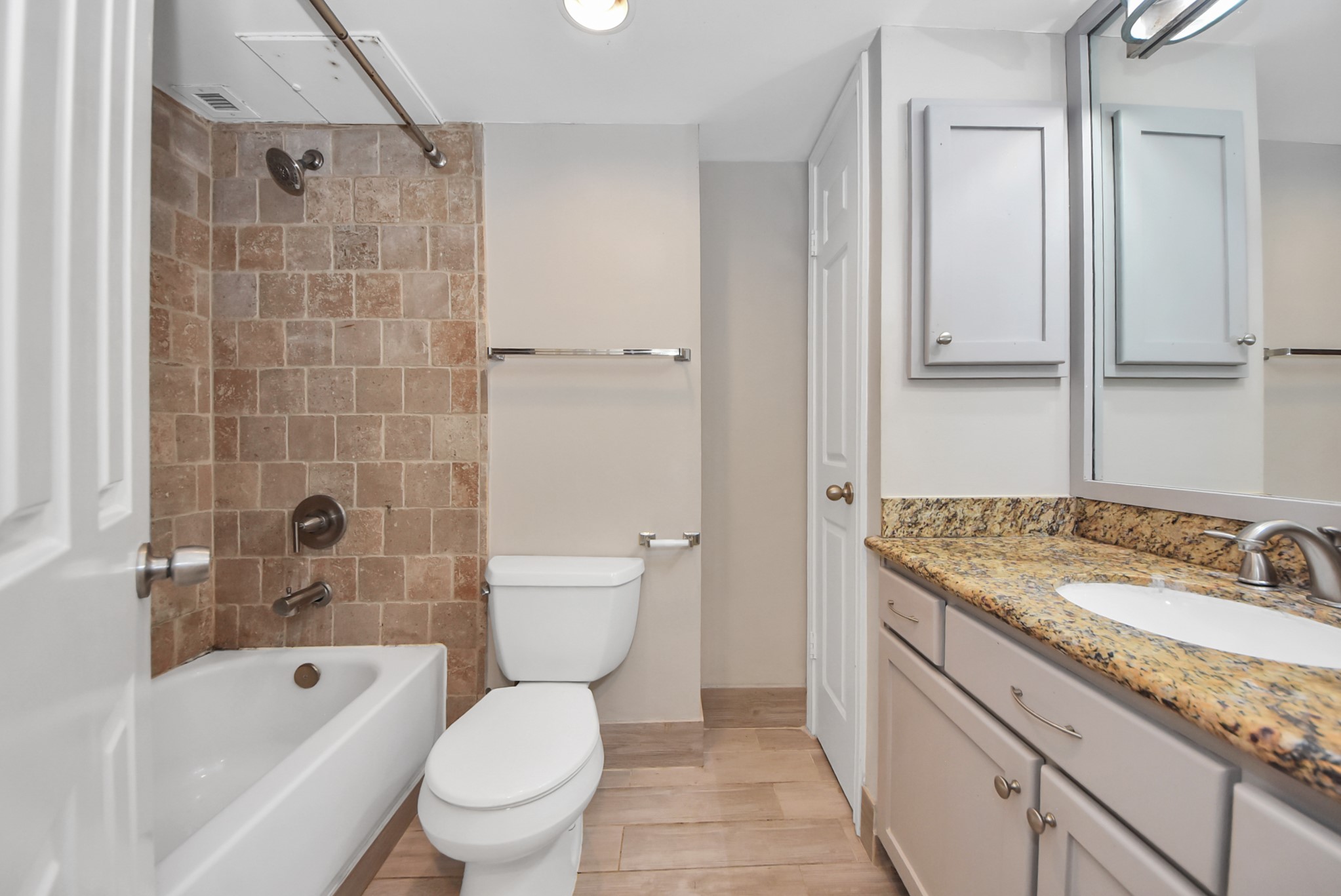 3525 Sage Road, Unit 1701 Houston, TX 77056 - Photo 22 of 50