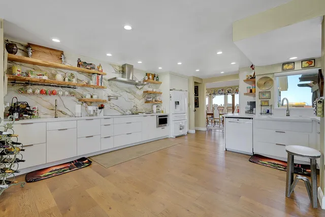 $1,375,000 | 18598 Highway 113, Knights Landing, CA 95645