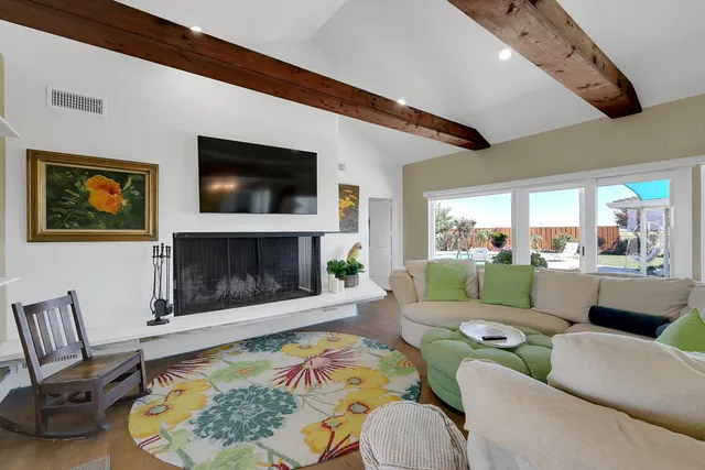 $1,375,000 | 18598 Highway 113, Knights Landing, CA 95645