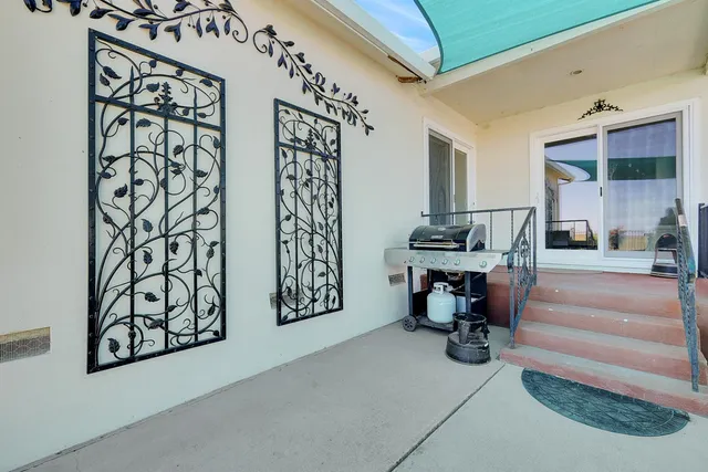 $1,375,000 | 18598 Highway 113, Knights Landing, CA 95645