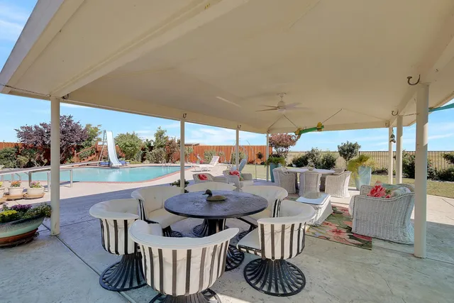 $1,375,000 | 18598 Highway 113, Knights Landing, CA 95645