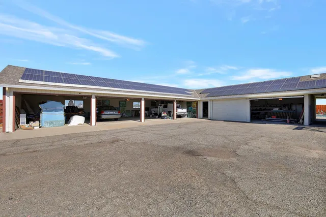 $1,375,000 | 18598 Highway 113, Knights Landing, CA 95645