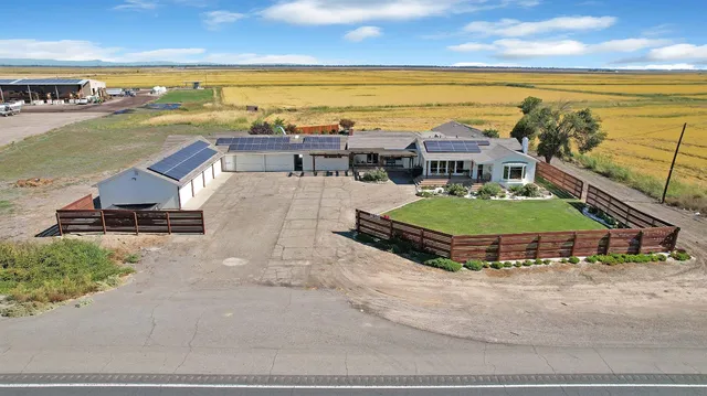 $1,375,000 | 18598 Highway 113, Knights Landing, CA 95645