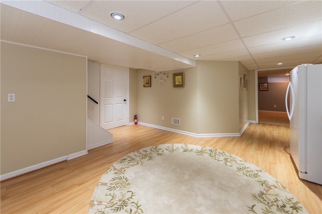 261 Brookview Drive Irondequoit, NY 14617 - Photo 19 of 30