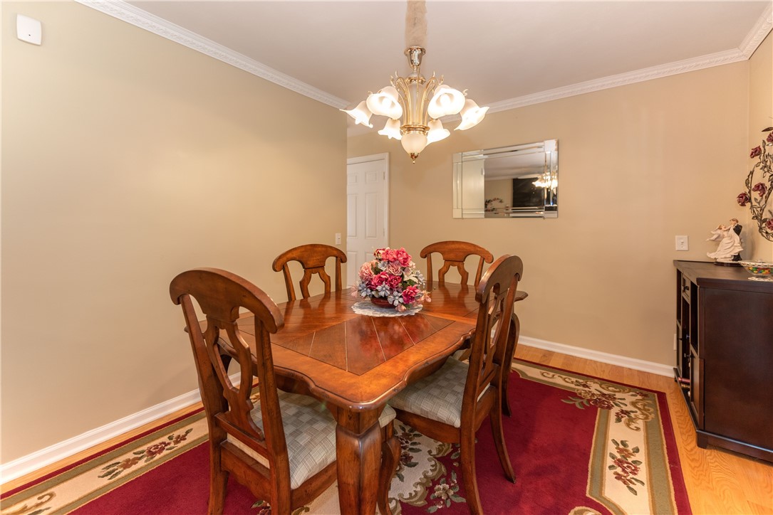 261 Brookview Drive Irondequoit, NY 14617 - Photo 6 of 30