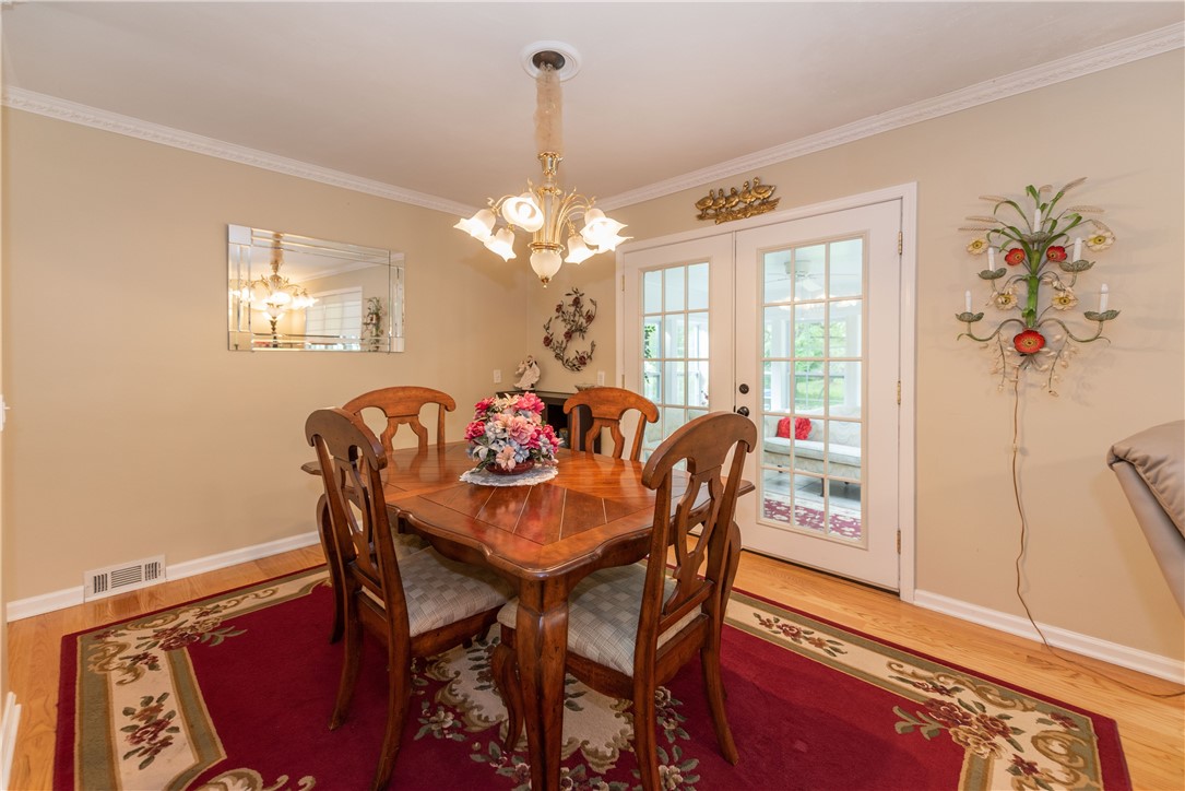 261 Brookview Drive Irondequoit, NY 14617 - Photo 7 of 30