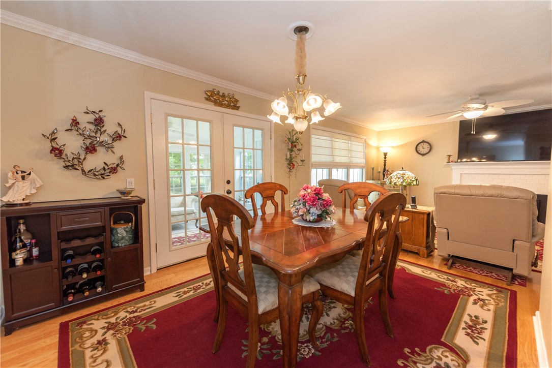 261 Brookview Drive Irondequoit, NY 14617 - Photo 8 of 30