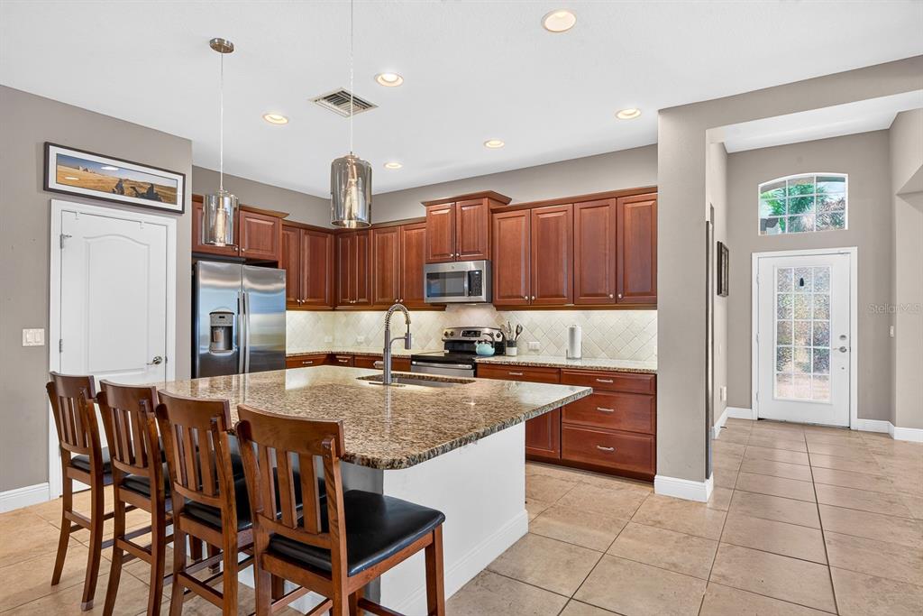 1416 Hickory View Circle Parrish, FL 34219 - Photo 12 of 49
