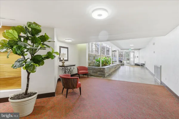 $350,000 | 4740 Connecticut Avenue Northwest, Unit 706, Washington, DC 20008